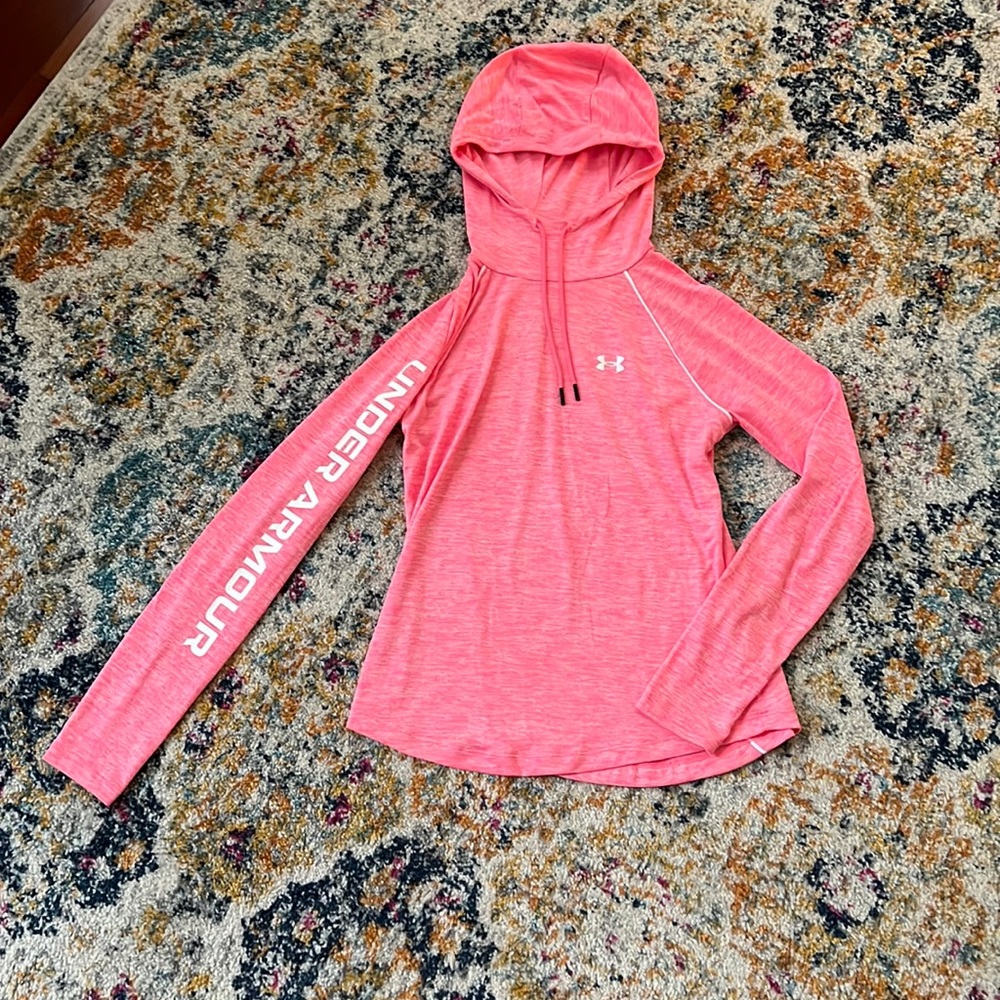 UA Hooded Shirt/Pullover